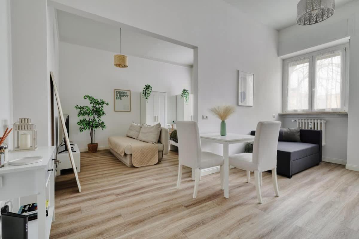 Oasis Suite - Subway 50 Meters Just 5 Minutes From Duomo มิลาน ภายนอก รูปภาพ