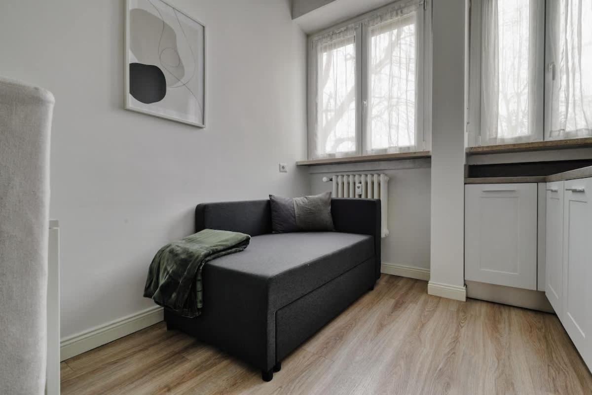 Oasis Suite - Subway 50 Meters Just 5 Minutes From Duomo มิลาน ภายนอก รูปภาพ